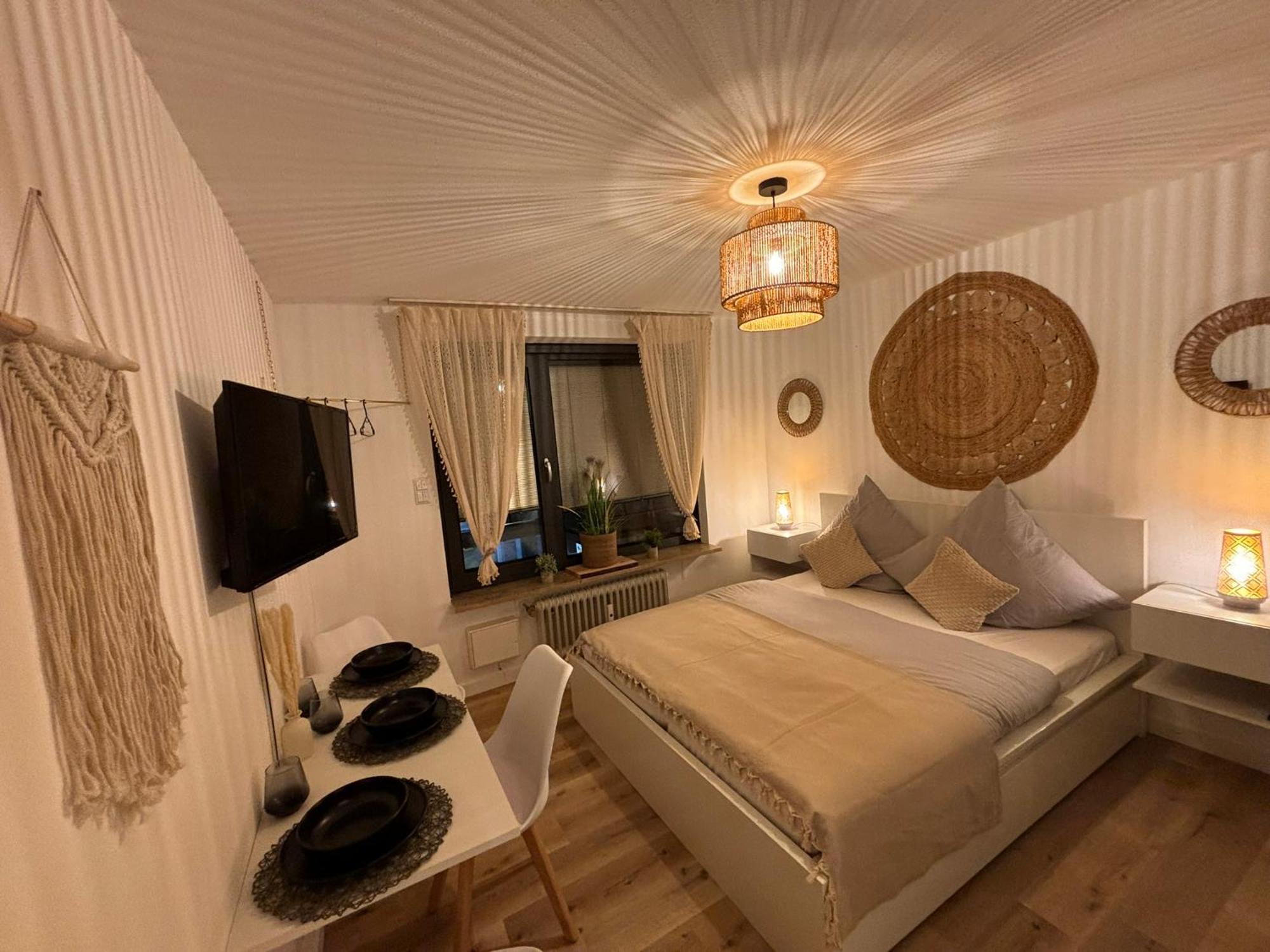 Boho Livings Station Apartment *